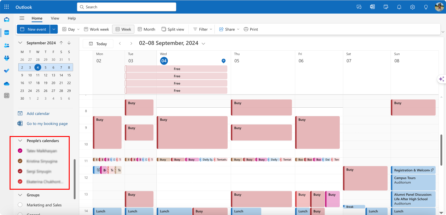 Overlaying multiple calendars in Outlook.